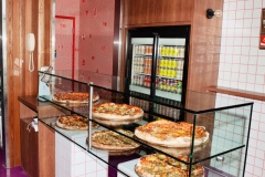 custom-glass-pizzeria-display